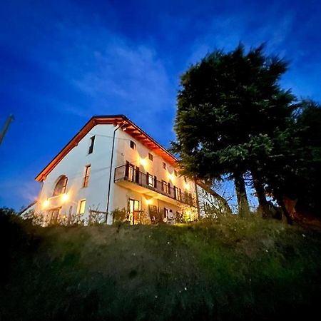 Cascina Malinverni Rocchetta Palafea ภายนอก รูปภาพ