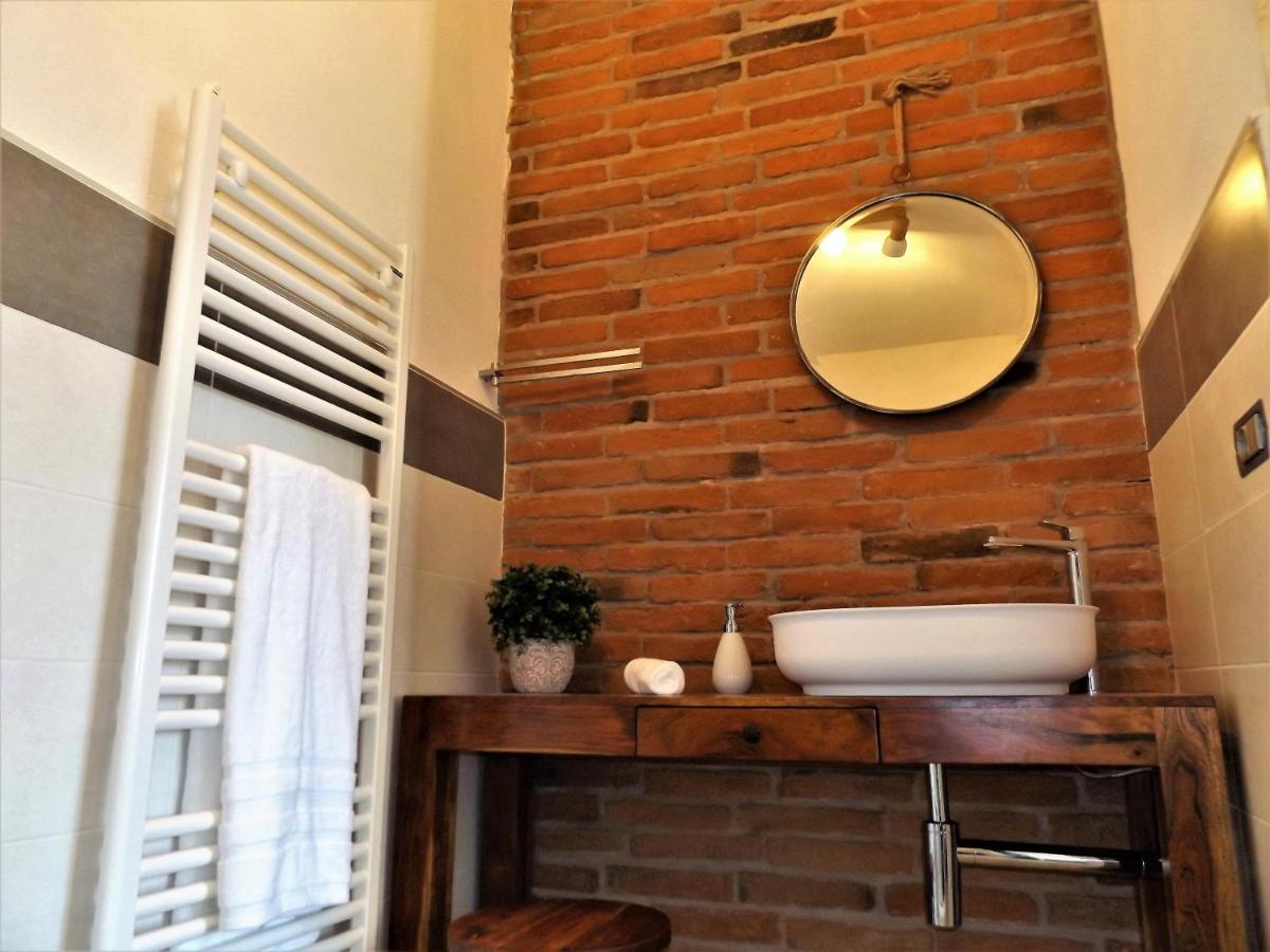 Cascina Malinverni Rocchetta Palafea ภายนอก รูปภาพ