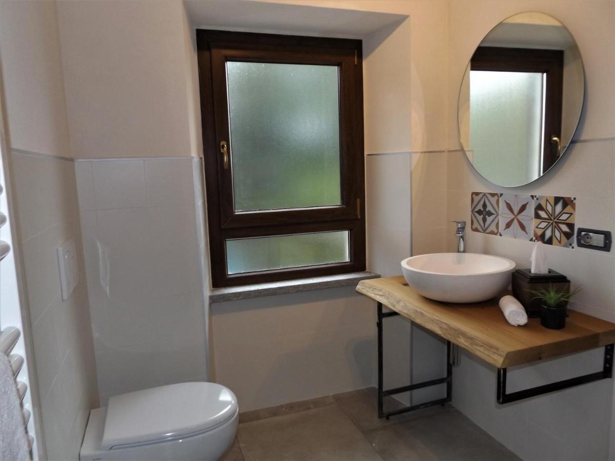 Cascina Malinverni Rocchetta Palafea ภายนอก รูปภาพ